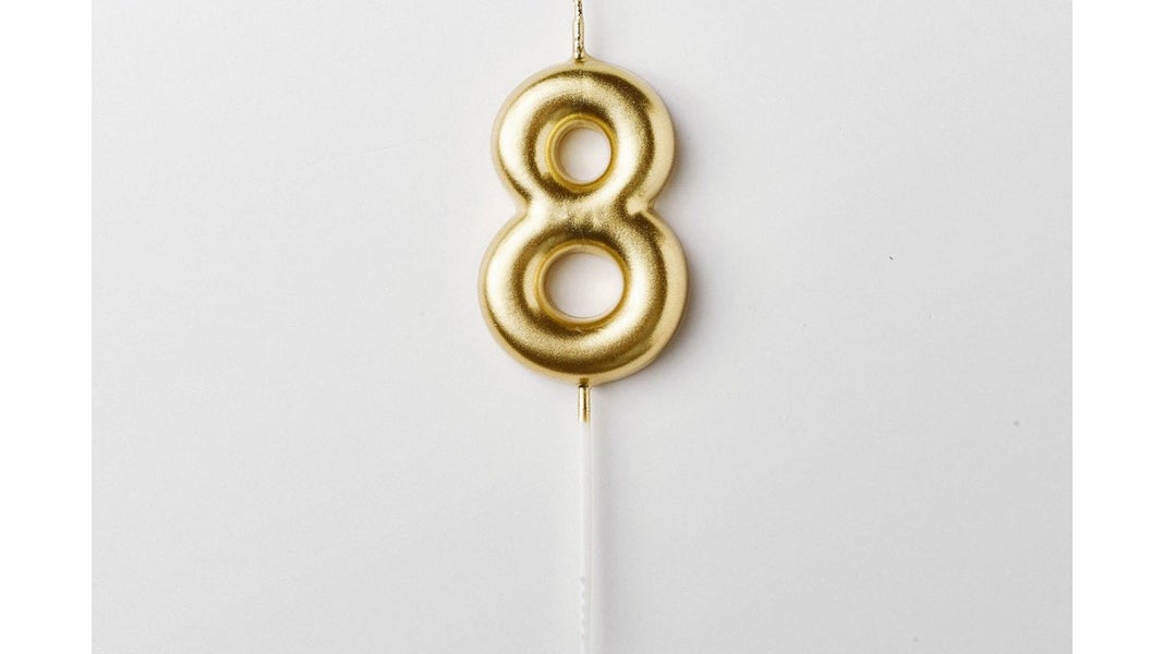 Bougie dorée chiffre 8