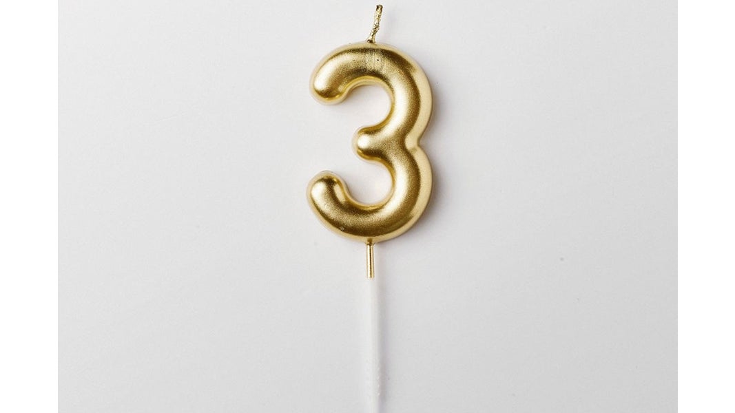 Bougie dorée chiffre 3